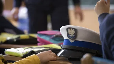 Internetowy żart może mieć skutki prawne. Policjanci ostrzegają uczniów