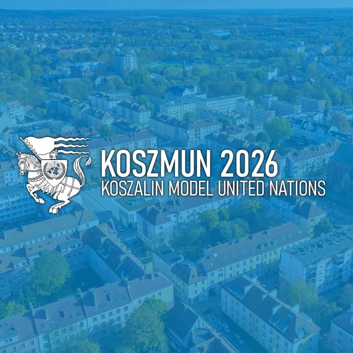 Grafika promocyjna wydarzenia Koszalin Model United Nations 2026 — pierwsza edycja konferencji MUN w Koszalinie