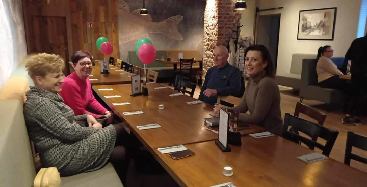 Grafika promocyjna wydarzenia Koszalin zimowe spotkanie — popołudnie przy kawie i cieplej rozmowie