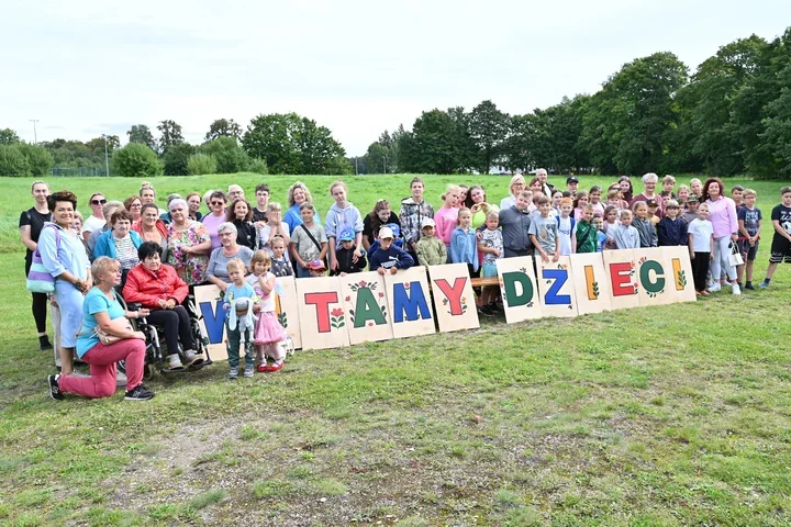 Kamizelki odblaskowe dla najmłodszych. Bobolice stawiają na bezpieczeństwo