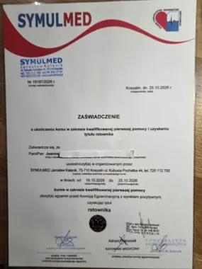 AED przy strażnicy i nowe wyposażenie. OSP Gozd wzmacnia ratowników