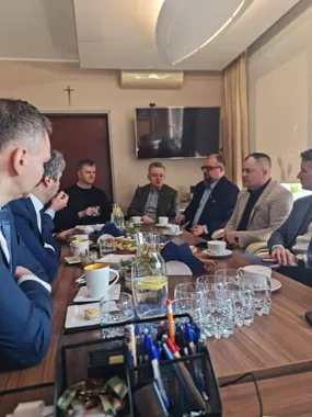 Samorządowcy rozmawiali o bezpieczeństwie, gospodarce i cyberzagrożeniach
