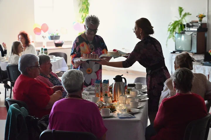 Seniorzy z Bobolic przenieśli się do czasów PRL-u. Były wspomnienia i historia