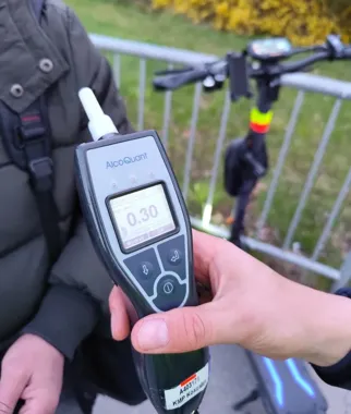 Pół promila za kółkiem i na hulajnodze - koszalińska drogówka nie odpuszcza