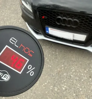 Koszalińska drogówka weszła na stację - diagnosta przepuścił niesprawne Audi